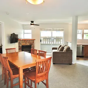  Holiday home Bear Two Bedroom By Mva